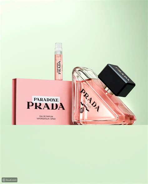 prada signature